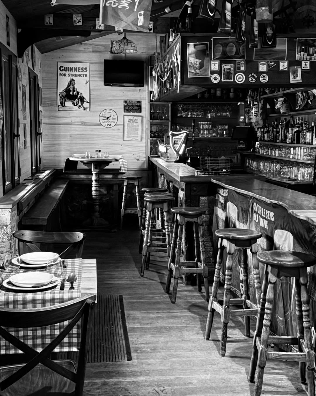 guinness pub irlandais the black duck pub irlandais perigord