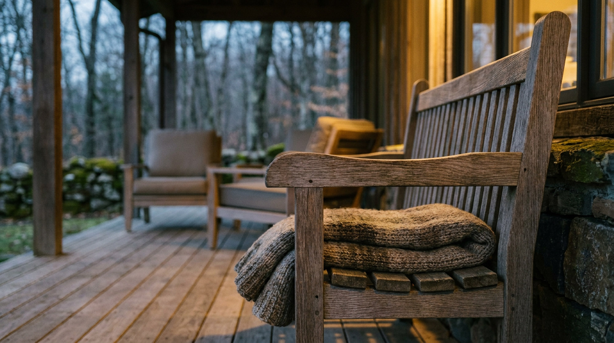 so lodge perigord terrasse fauteuils chalet bois dordogne saint crépin carlucet