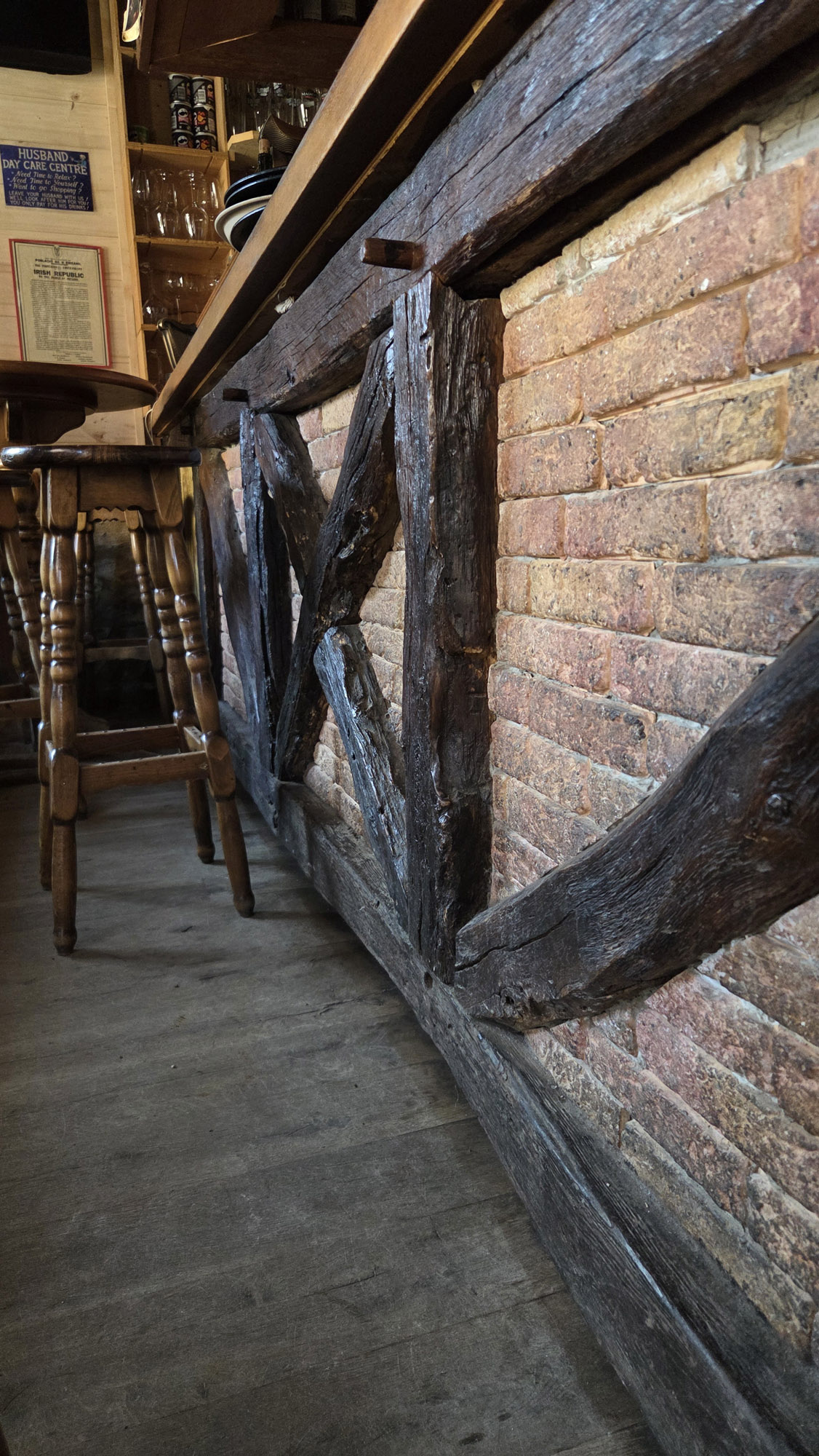 table dressee restaurant pub irlandais the black duck perigord 4